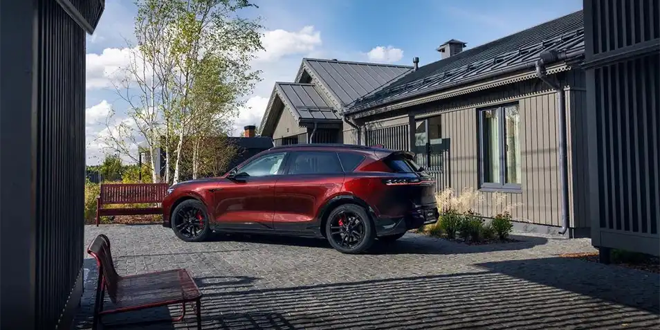 «VOYAH И COSMOSCOW 2026: ЧЕТЫРЕ&nbsp;ДНЯ ИСКУССТВА И ТЕХНОЛОГИЙ»